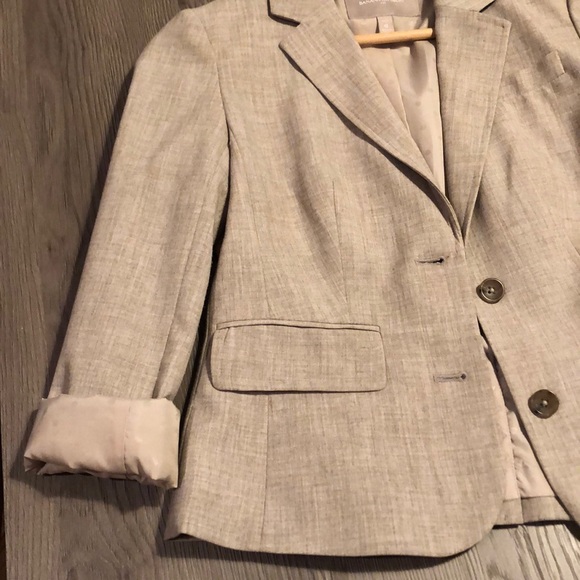 Beige suit jacket - Picture 3 of 7